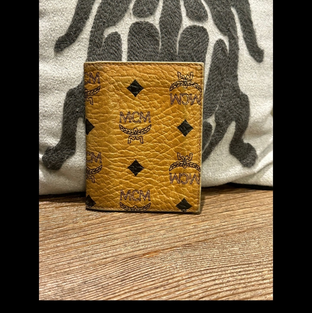 Mcm bi fold wallet